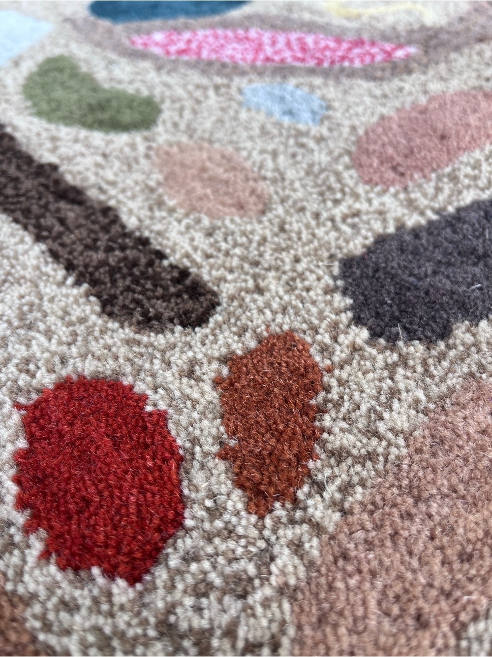 Colorful Leopard Shaped Accent Rug - Picture 5 of 6